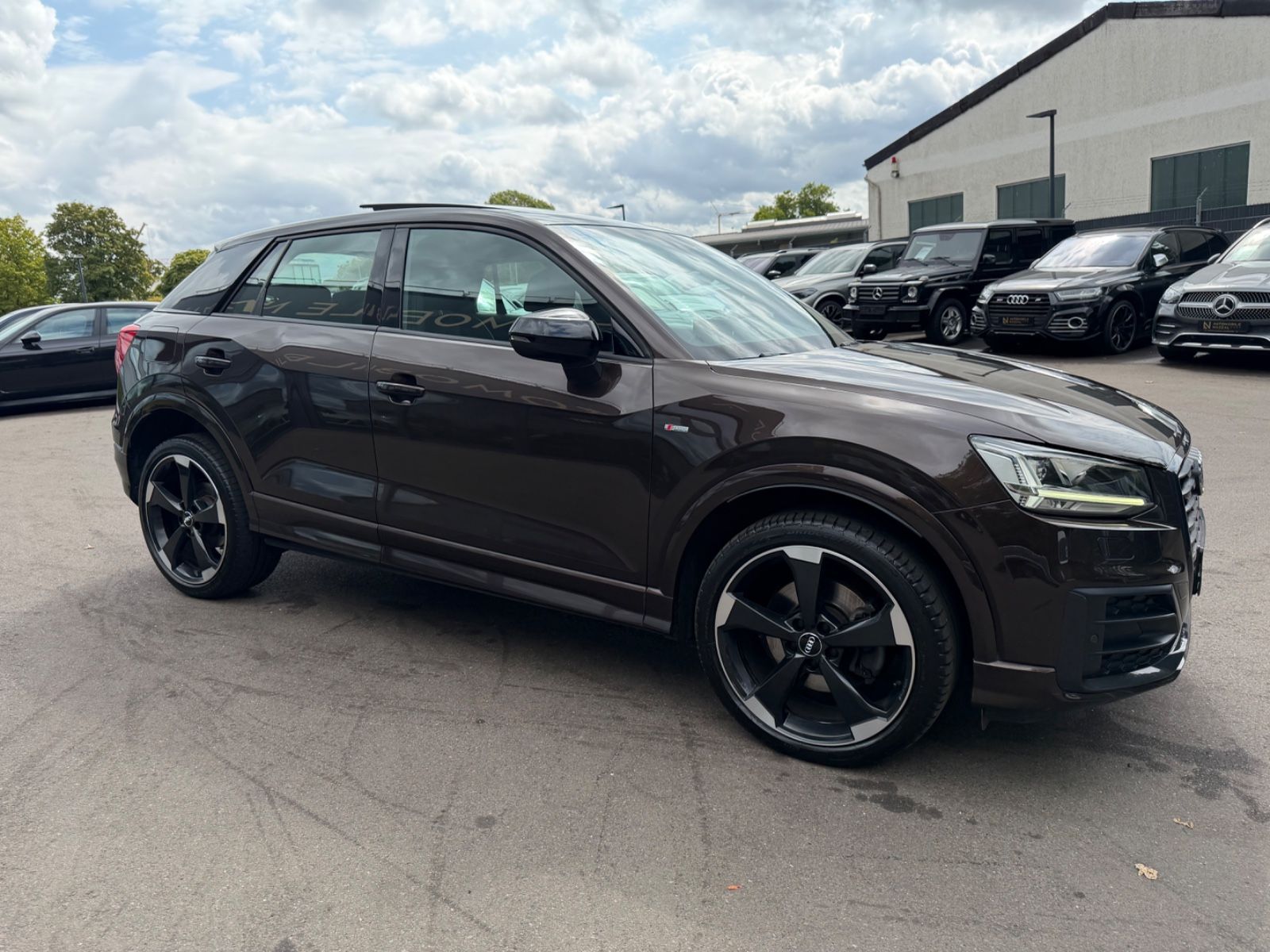 Fahrzeugabbildung Audi Q2 QUATTRO S-LINE-SPORT *AUTOMATIK*LED*NAVI*TOP*