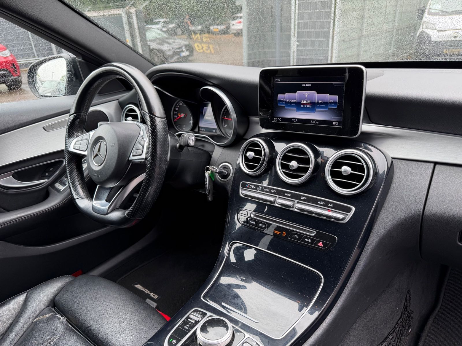 Fahrzeugabbildung Mercedes-Benz C 180d T*AMG-LINE*AUT.*NIGHT*VOLL-LED*NAVI*LEDER