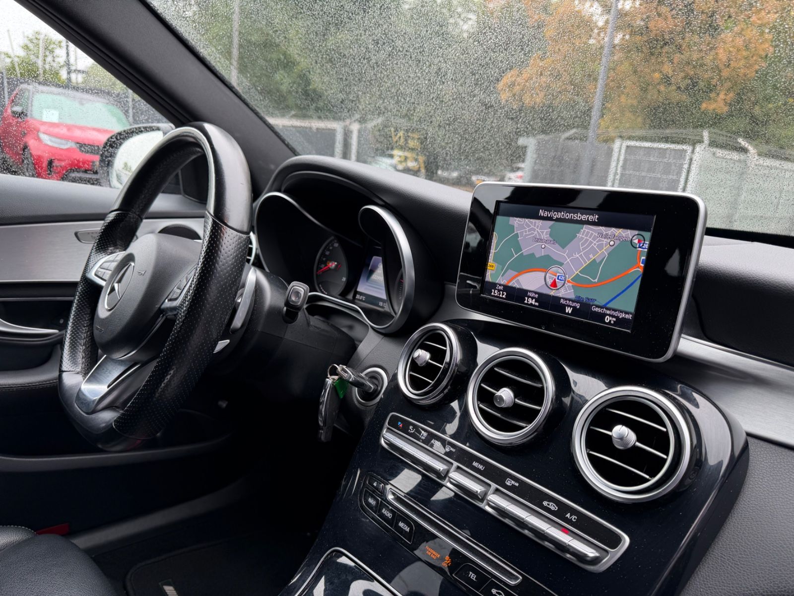 Fahrzeugabbildung Mercedes-Benz C 180d T*AMG-LINE*AUT.*NIGHT*VOLL-LED*NAVI*LEDER