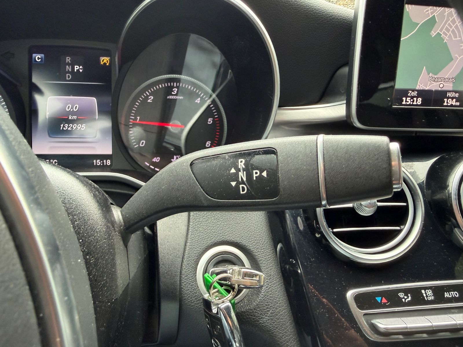 Fahrzeugabbildung Mercedes-Benz C 180d T*AMG-LINE*AUT.*NIGHT*VOLL-LED*NAVI*LEDER