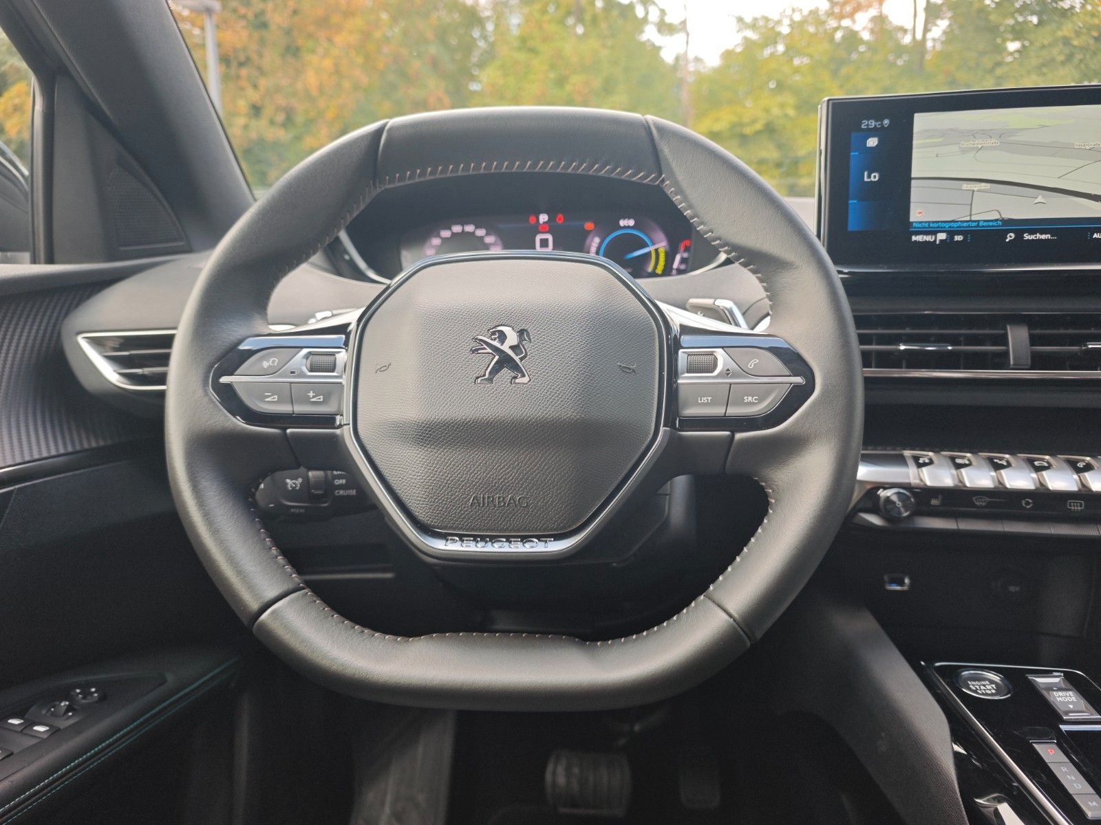 Fahrzeugabbildung Peugeot 5008 HYBRID 136 ALLURE PACK *FACELIFT*7 SITZE*