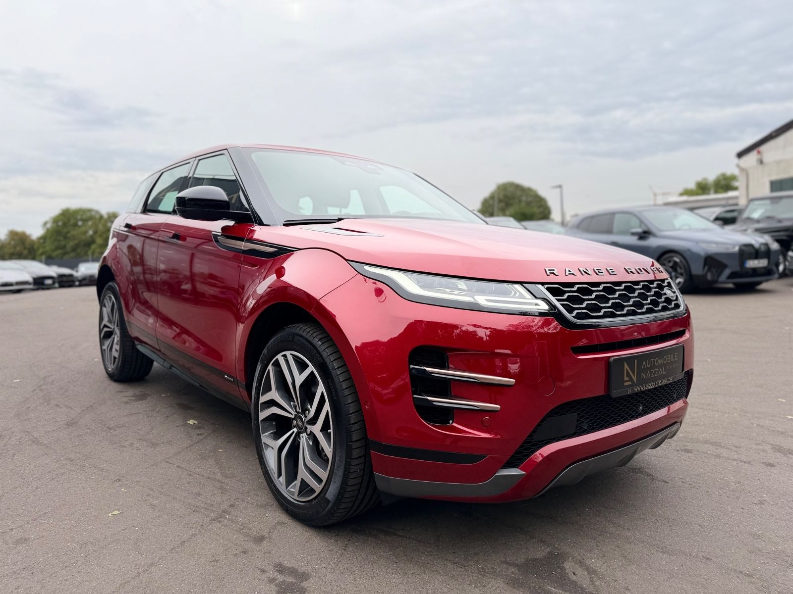 Fahrzeugabbildung Land Rover RANGE ROVER EVOQUE R-DYNAMIC HSE HYBRID*1.HAND*