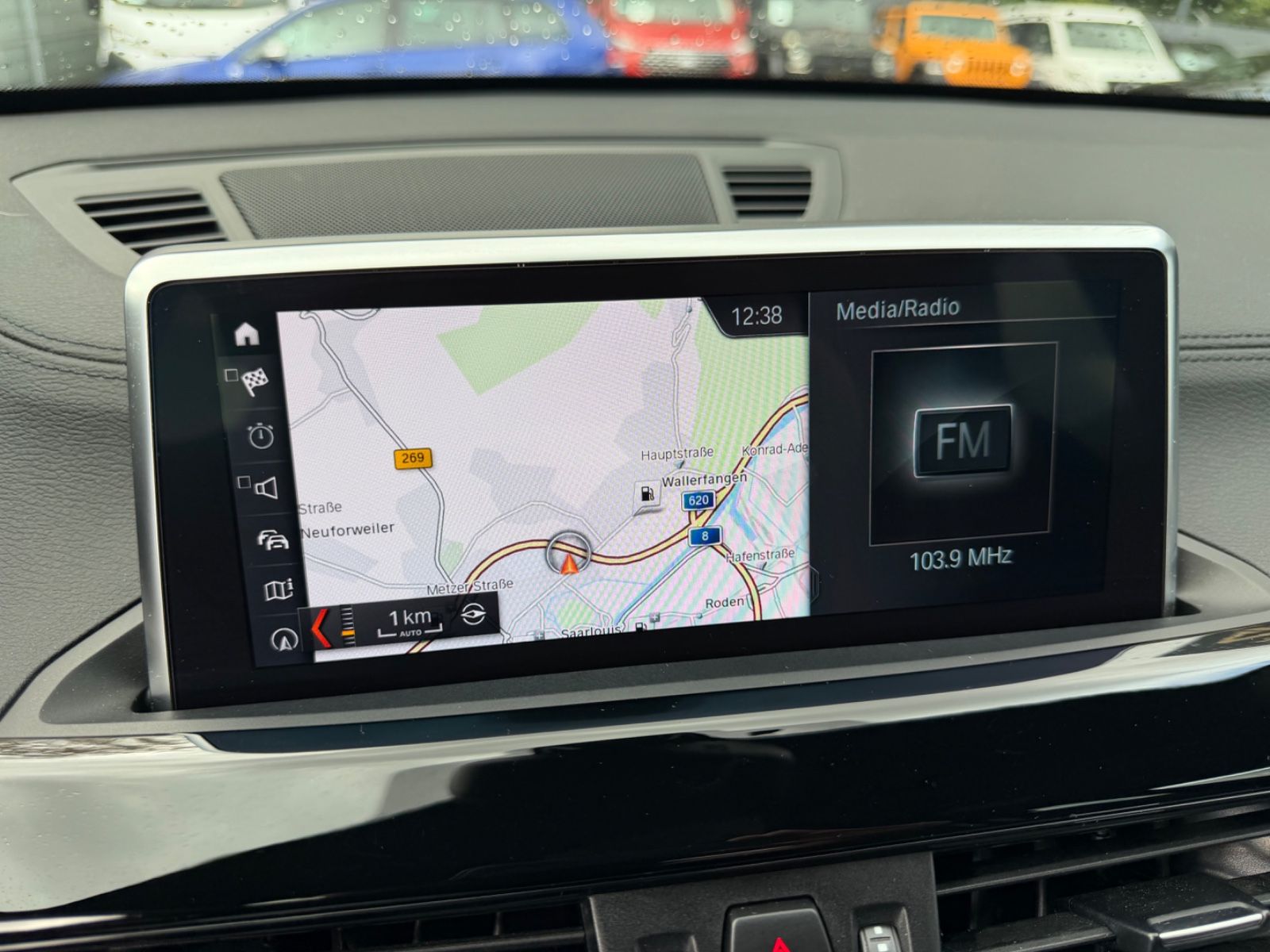 Fahrzeugabbildung BMW X1 SDRIVE 18i SPORT LINE *AUT*LED*NAVI*KAMERA*