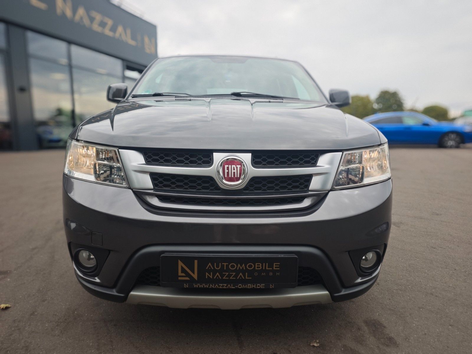 Fahrzeugabbildung Fiat FREEMONT LOUNGE AWD *2.HD*AUT*7 SITZE*NAVI*KAM*