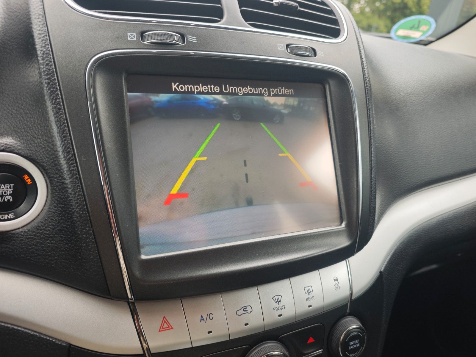 Fahrzeugabbildung Fiat FREEMONT LOUNGE AWD *2.HD*AUT*7 SITZE*NAVI*KAM*