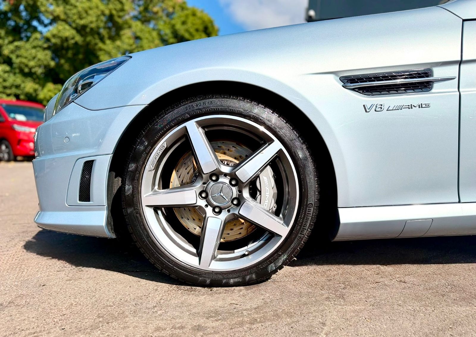 Fahrzeugabbildung Mercedes-Benz SLK 55 AMG MAGIC-SKY*AIRSCARF*BI-XENON+ILS*NAVI*