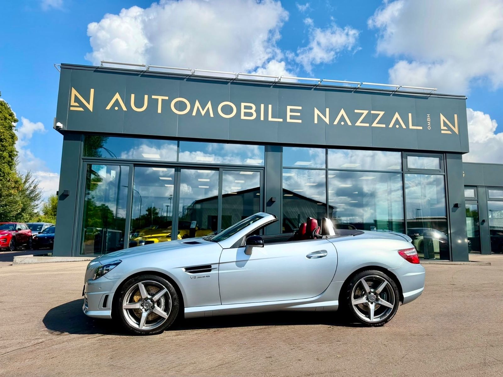 Fahrzeugabbildung Mercedes-Benz SLK 55 AMG MAGIC-SKY*AIRSCARF*BI-XENON+ILS*NAVI*