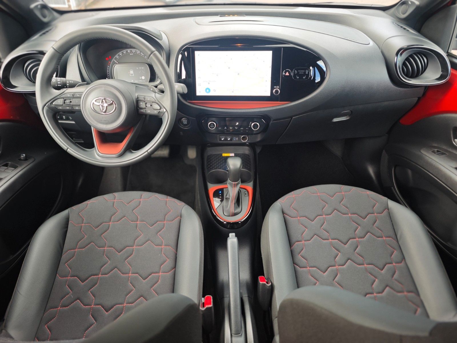 Fahrzeugabbildung Toyota AYGO X ENVY *SONDERMODELL*GARANTIE*VOLL*