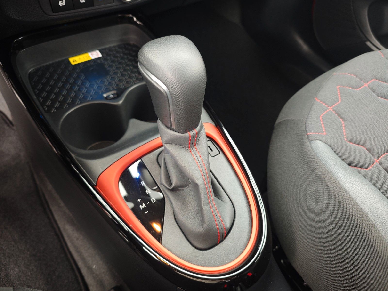 Fahrzeugabbildung Toyota AYGO X ENVY *SONDERMODELL*GARANTIE*VOLL*