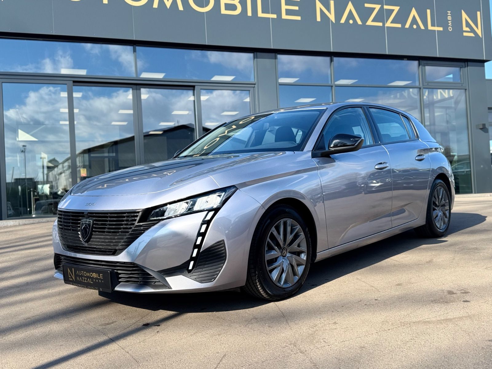 Peugeot 308*NAVI*APPLE CAR*SHZ*KLIMA*26.TKM*EURO 6*