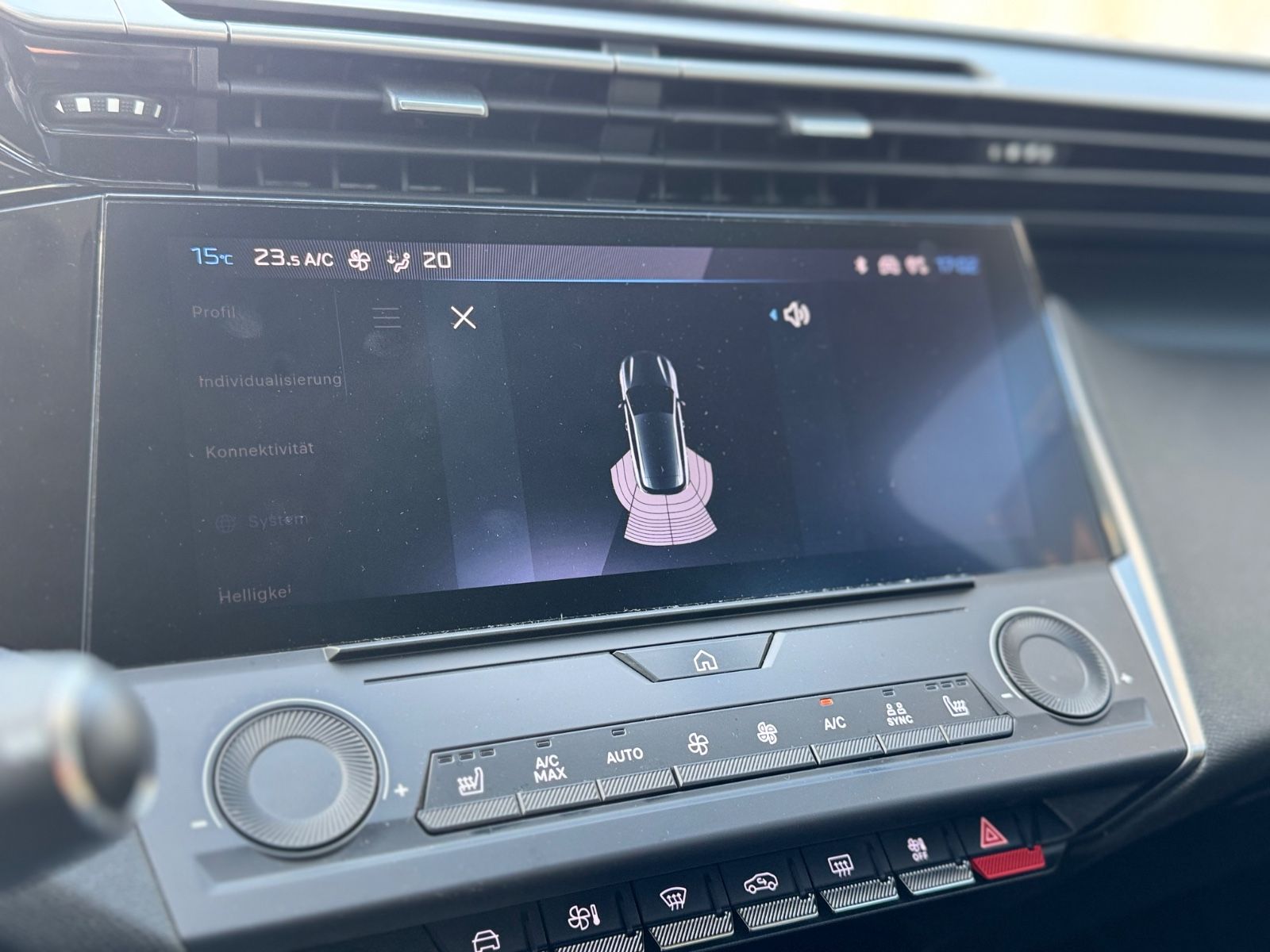 Fahrzeugabbildung Peugeot 308*NAVI*APPLE CAR*SHZ*KLIMA*26.TKM*EURO 6*