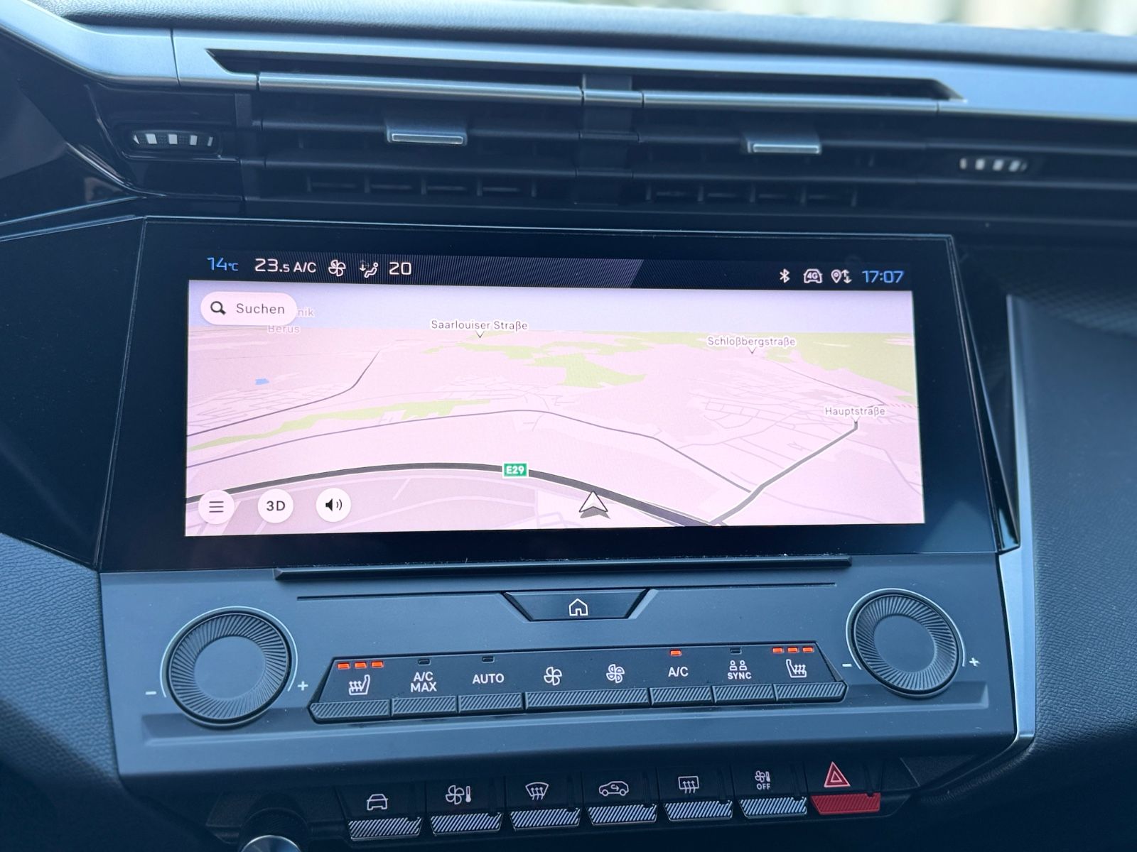Fahrzeugabbildung Peugeot 308*NAVI*APPLE CAR*SHZ*KLIMA*26.TKM*EURO 6*