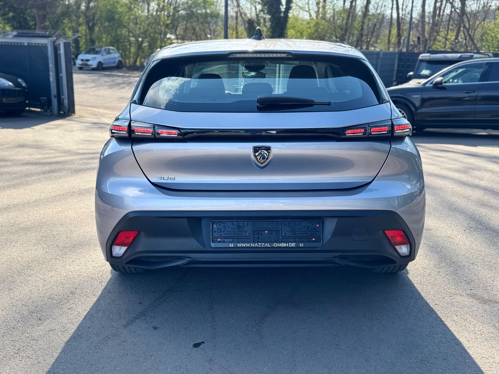 Fahrzeugabbildung Peugeot 308*NAVI*APPLE CAR*SHZ*KLIMA*26.TKM*EURO 6*