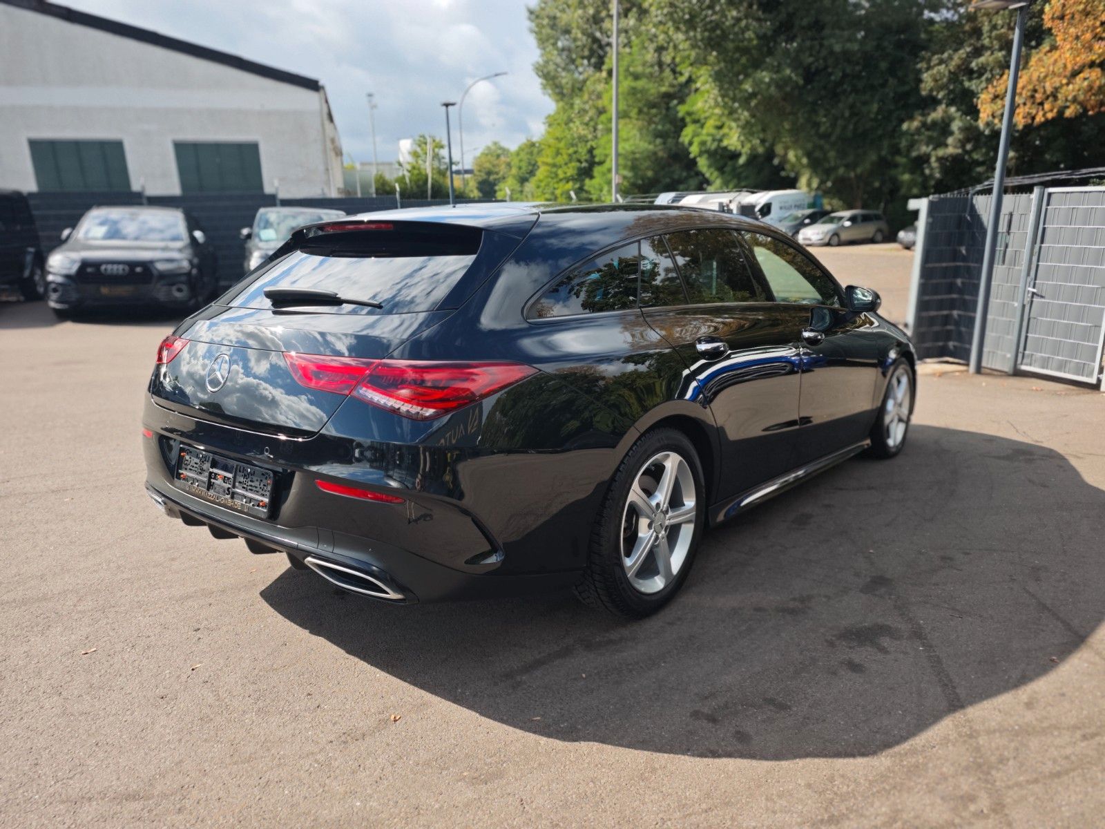 Fahrzeugabbildung Mercedes-Benz CLA 200 SHOOTING BRAKE*AMG-LINE*PANO*360 VIEW*