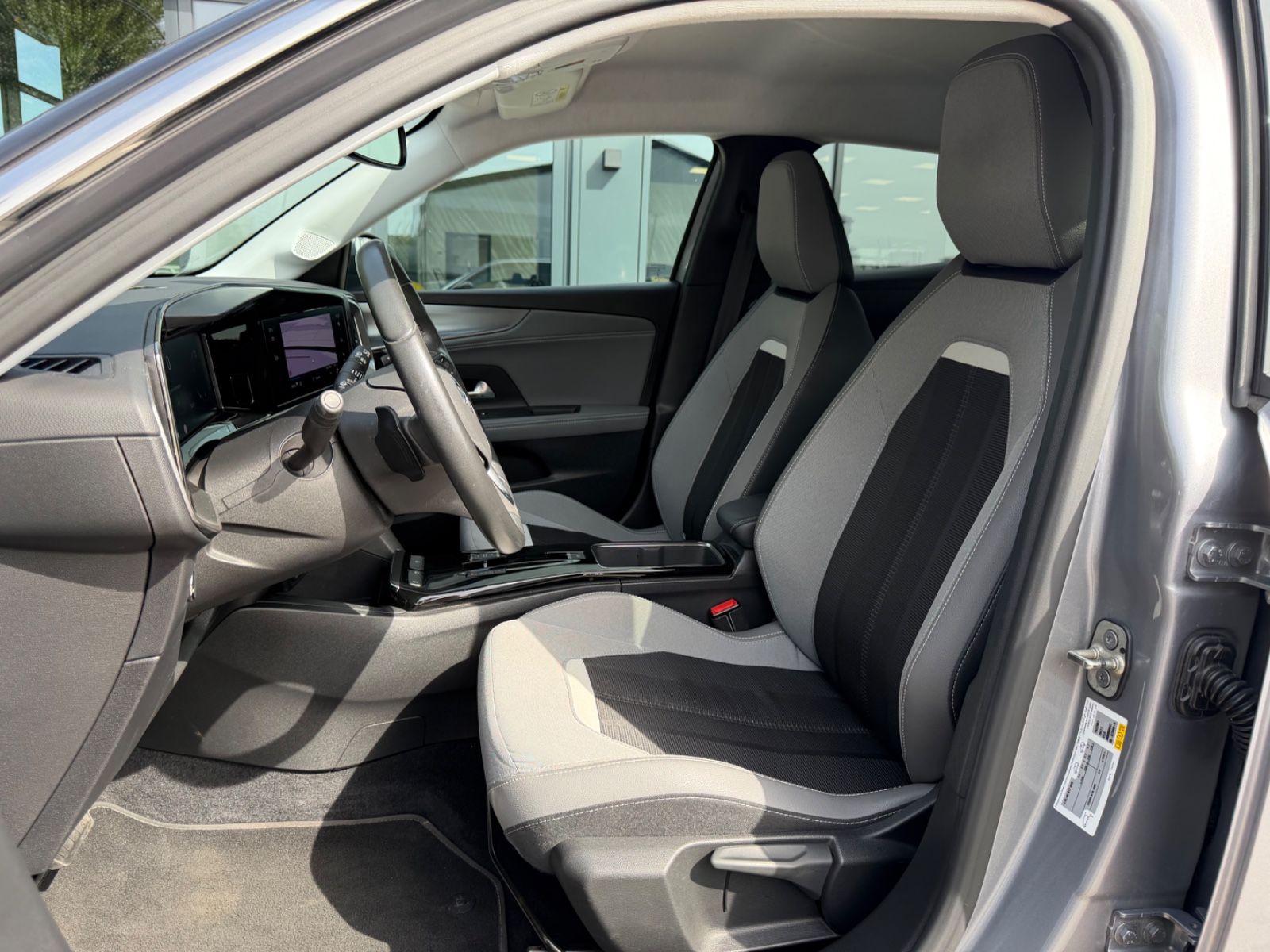 Fahrzeugabbildung Opel MOKKA ELEGANCE *1. HAND*KAM*NAVI*AUT*