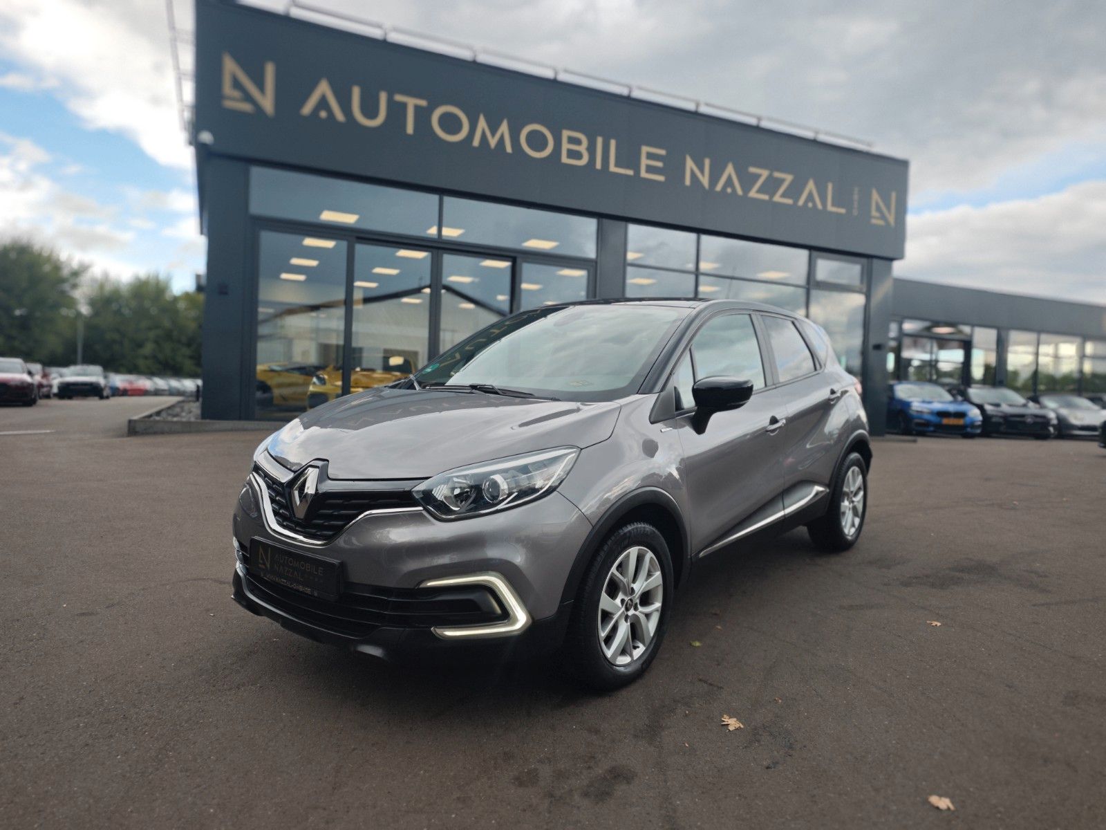 Renault CAPTUR LIMITED*NAVI*SHZ*PDC*BLUETOOTH*
