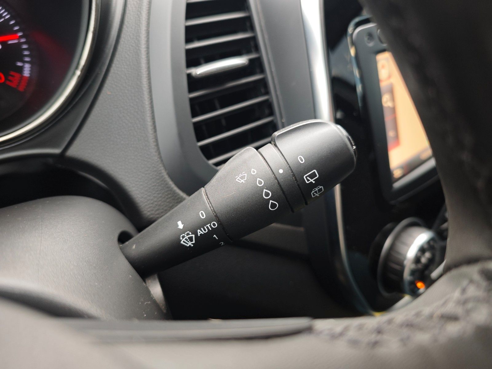 Fahrzeugabbildung Renault CAPTUR LIMITED*NAVI*SHZ*PDC*BLUETOOTH*