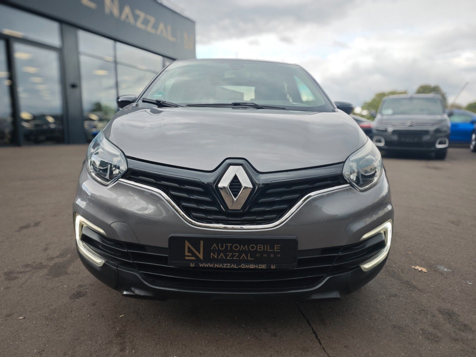 Fahrzeugabbildung Renault CAPTUR LIMITED*NAVI*SHZ*PDC*BLUETOOTH*