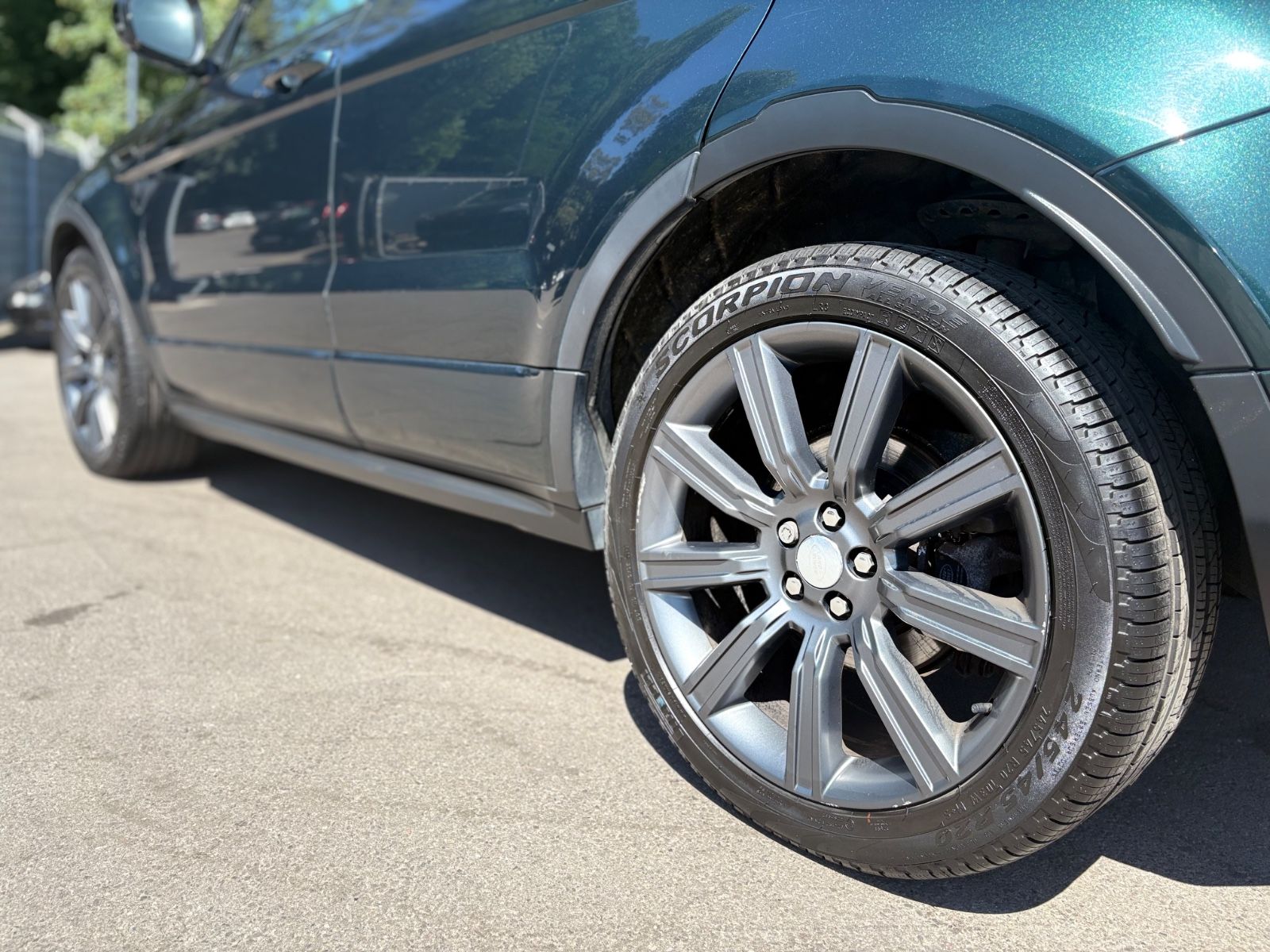 Fahrzeugabbildung Land Rover RANGE ROVER EVOQUE SD *DYNAMIC*PANORAMA*LEDER*