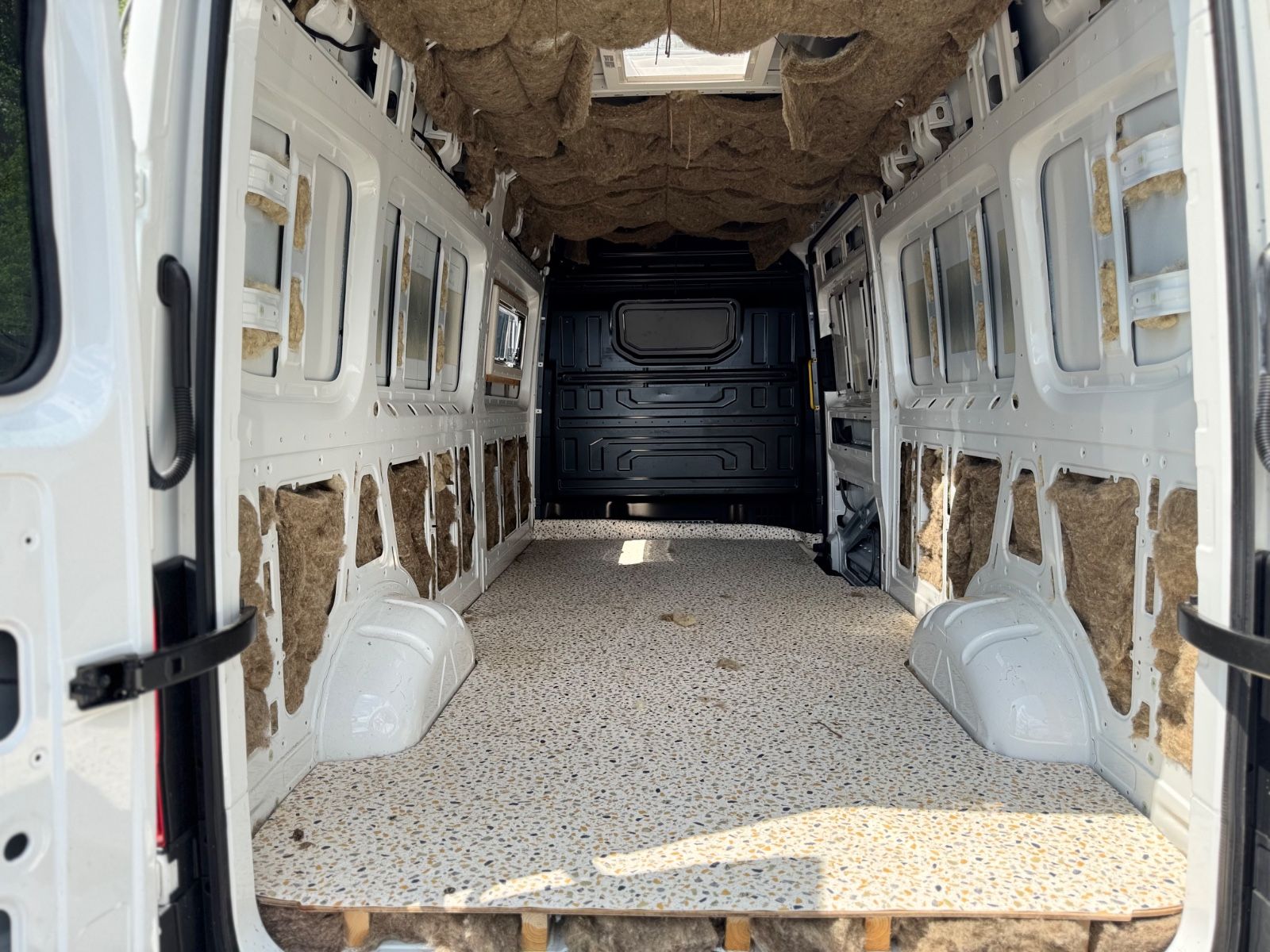 Fahrzeugabbildung Volkswagen CRAFTER L4 H3 *KLIMA*NAVI*ALLWETTER*R-KAMERA*