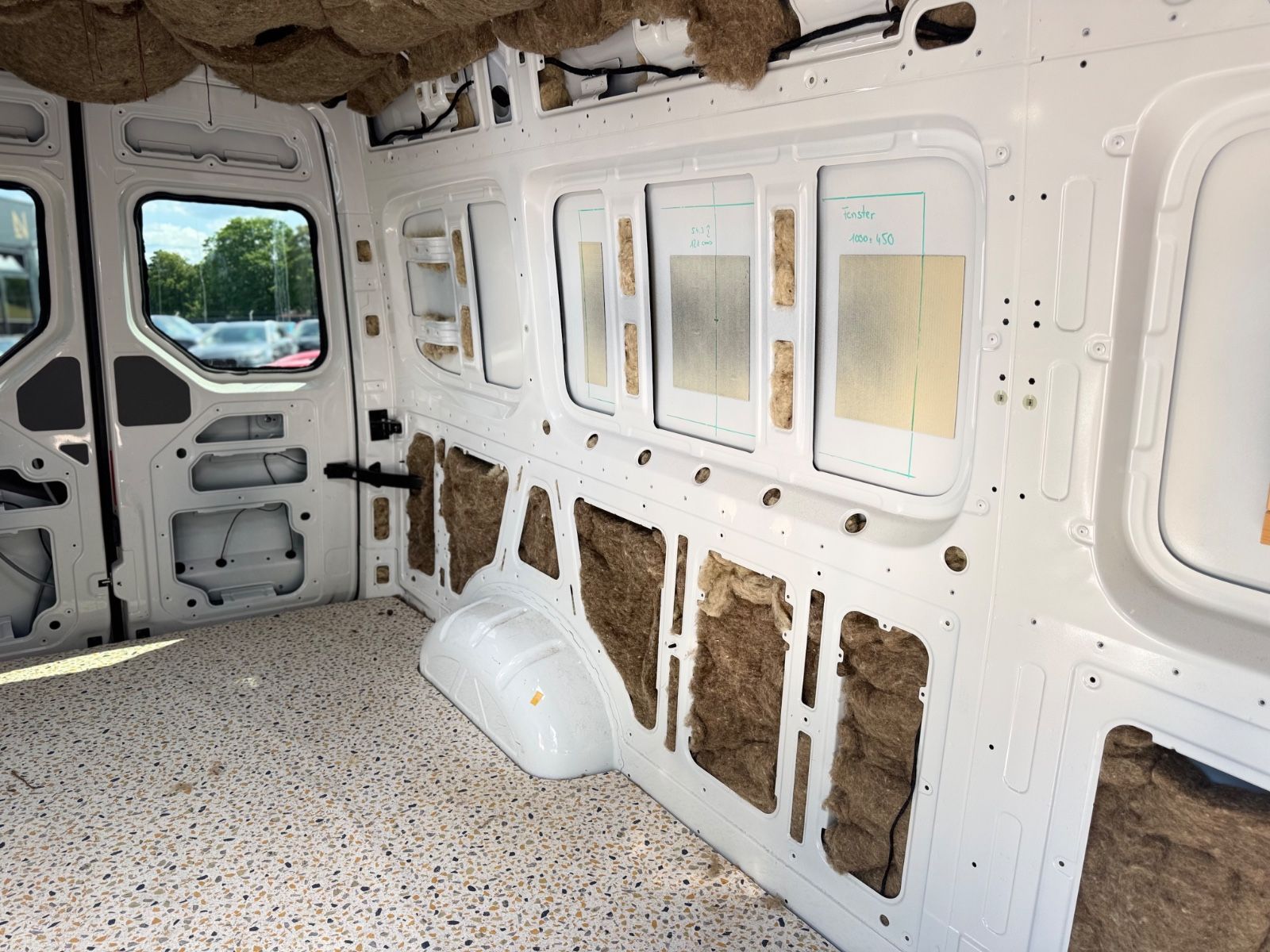 Fahrzeugabbildung Volkswagen CRAFTER L4 H3 *KLIMA*NAVI*ALLWETTER*R-KAMERA*