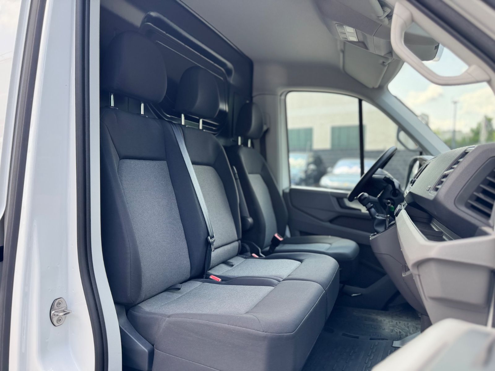 Fahrzeugabbildung Volkswagen CRAFTER L4 H3 *KLIMA*NAVI*ALLWETTER*R-KAMERA*