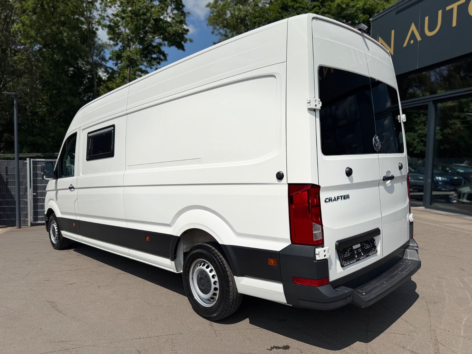 Fahrzeugabbildung Volkswagen CRAFTER L4 H3 *KLIMA*NAVI*ALLWETTER*R-KAMERA*