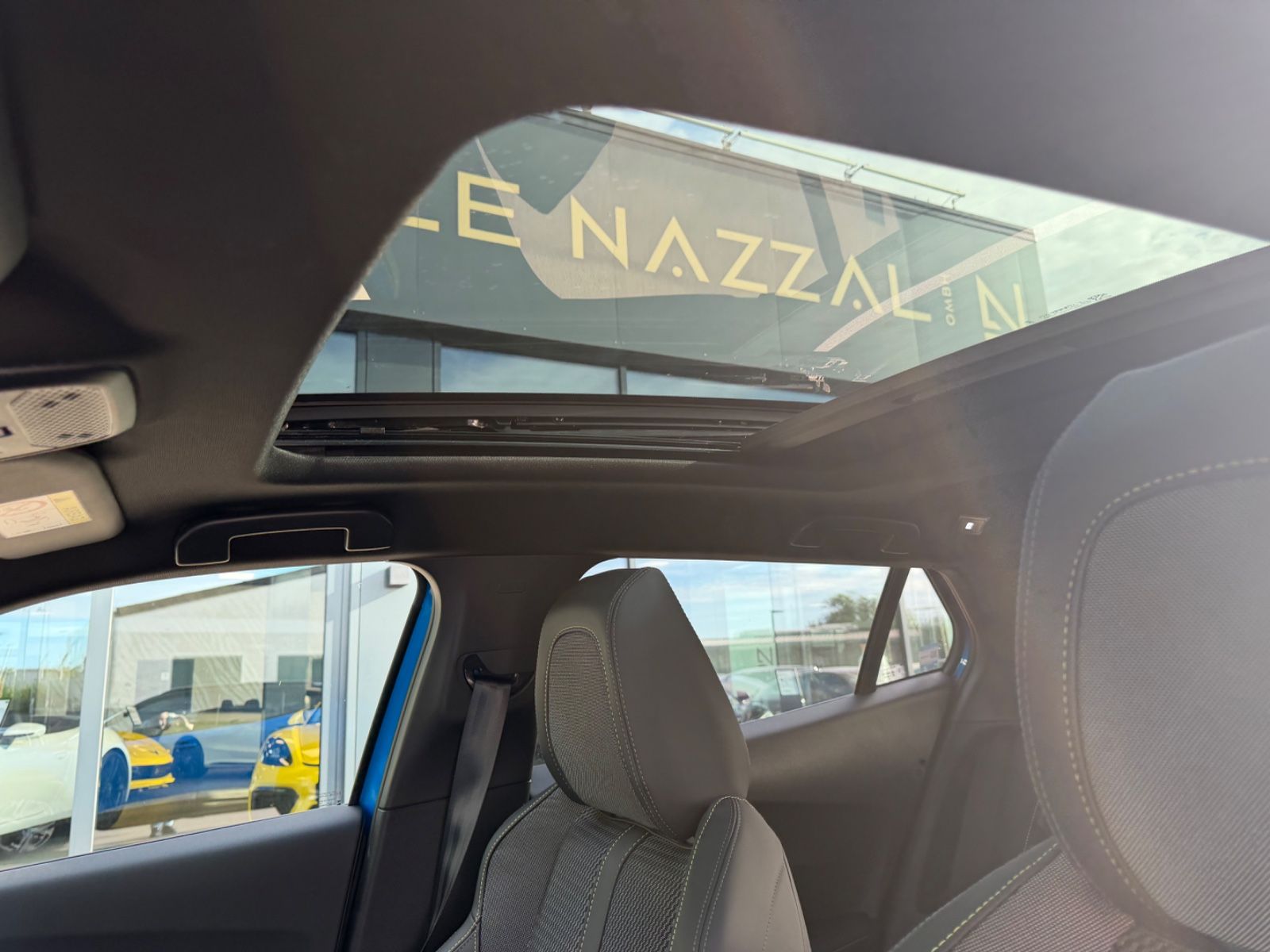 Fahrzeugabbildung Peugeot 2008 GT*1.HD*VERTIGO BLUE*360 KAMERA*AUT*EL.SD*