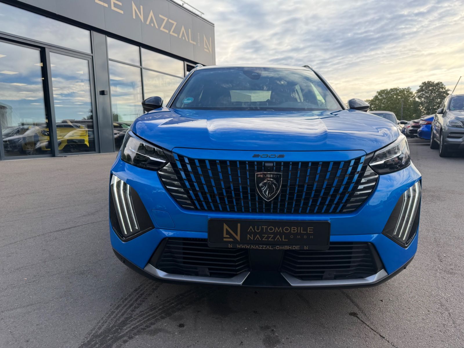 Fahrzeugabbildung Peugeot 2008 GT*1.HD*VERTIGO BLUE*360 KAMERA*AUT*EL.SD*