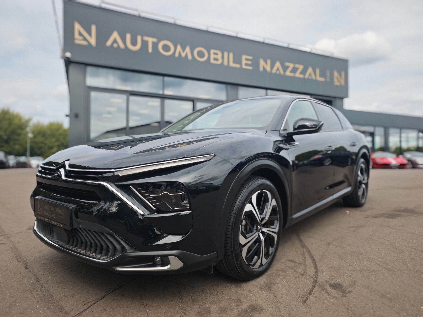 Fahrzeugabbildung Citroën C5 X SHINE PLUG IN HYBRID*1.HD*LED*360 KAM*EL.SD