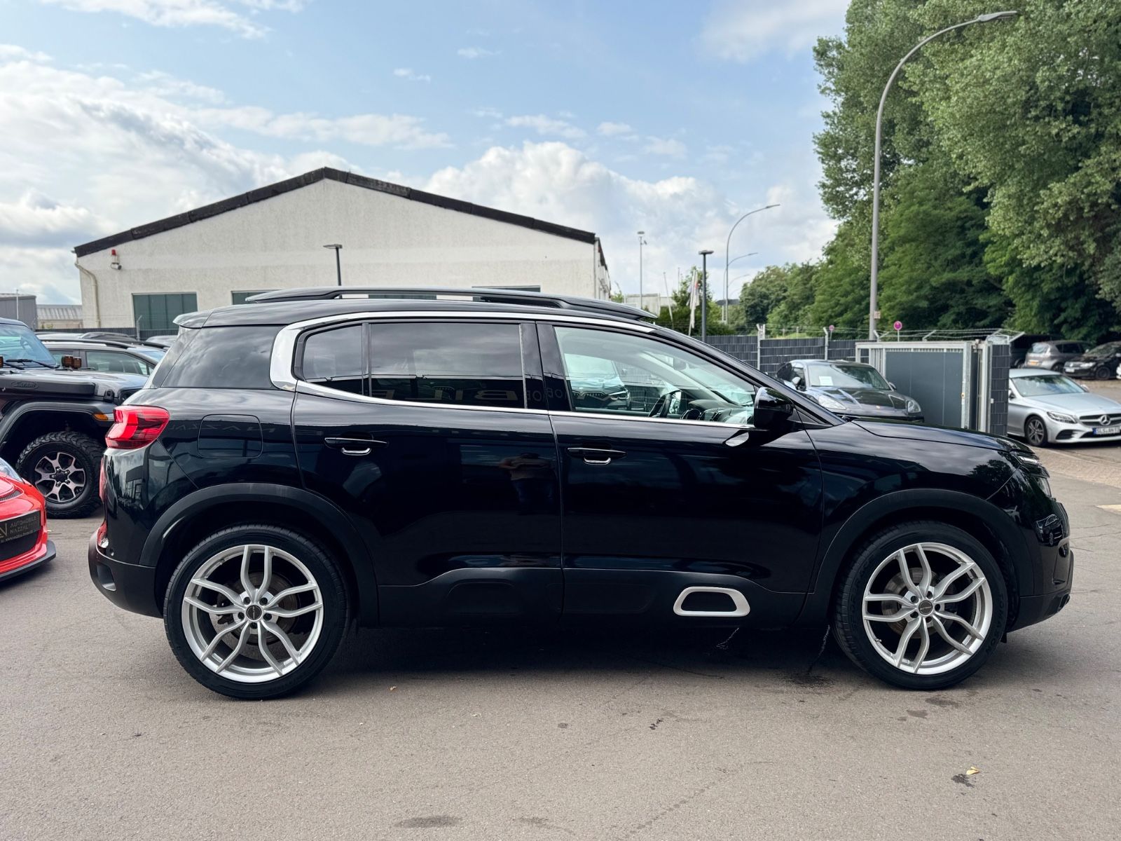 Fahrzeugabbildung Citroën C5 AIRCROSS BLUE HDI*LED*NAVI*R-KAMERA*20 ZOLL*