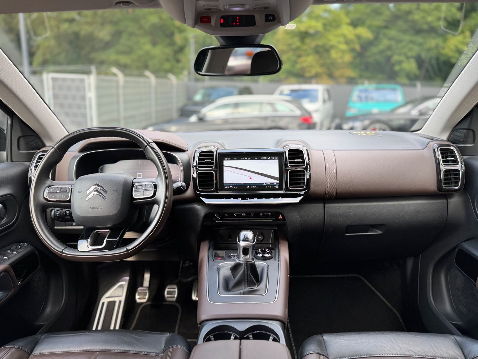 Fahrzeugabbildung Citroën C5 AIRCROSS BLUE HDI*LED*NAVI*R-KAMERA*20 ZOLL*
