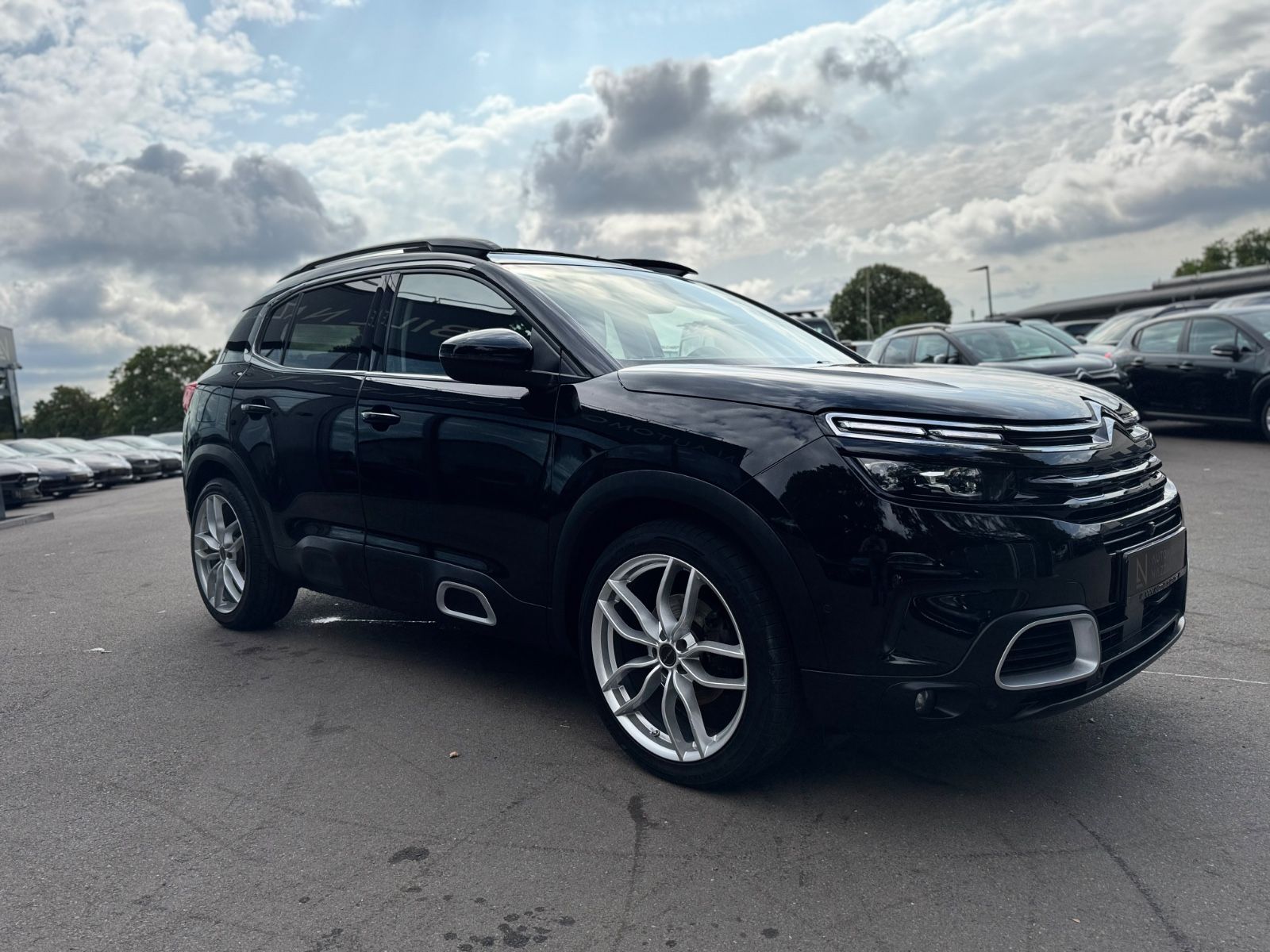 Fahrzeugabbildung Citroën C5 AIRCROSS BLUE HDI*LED*NAVI*R-KAMERA*20 ZOLL*