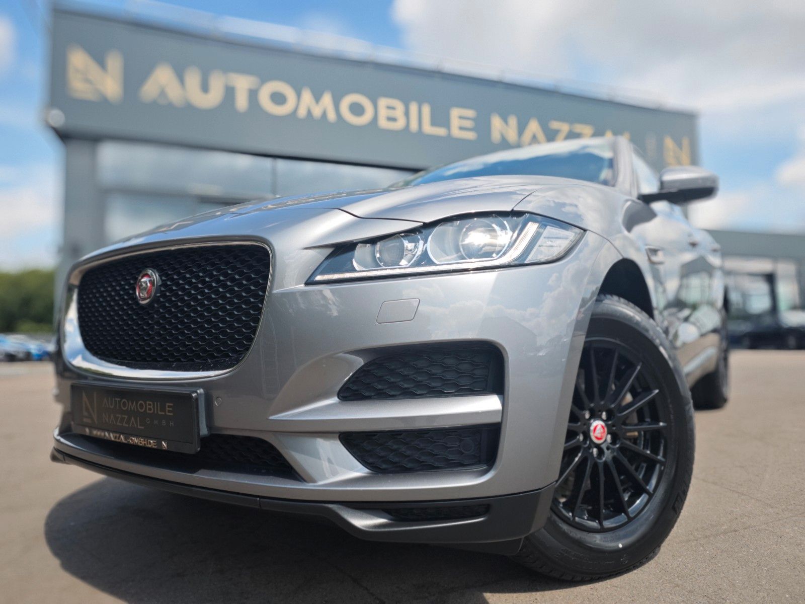 Fahrzeugabbildung Jaguar F-PACE PRESTIGE AWD*VOLL-LED*LEDER*SHZ *KAMERA*