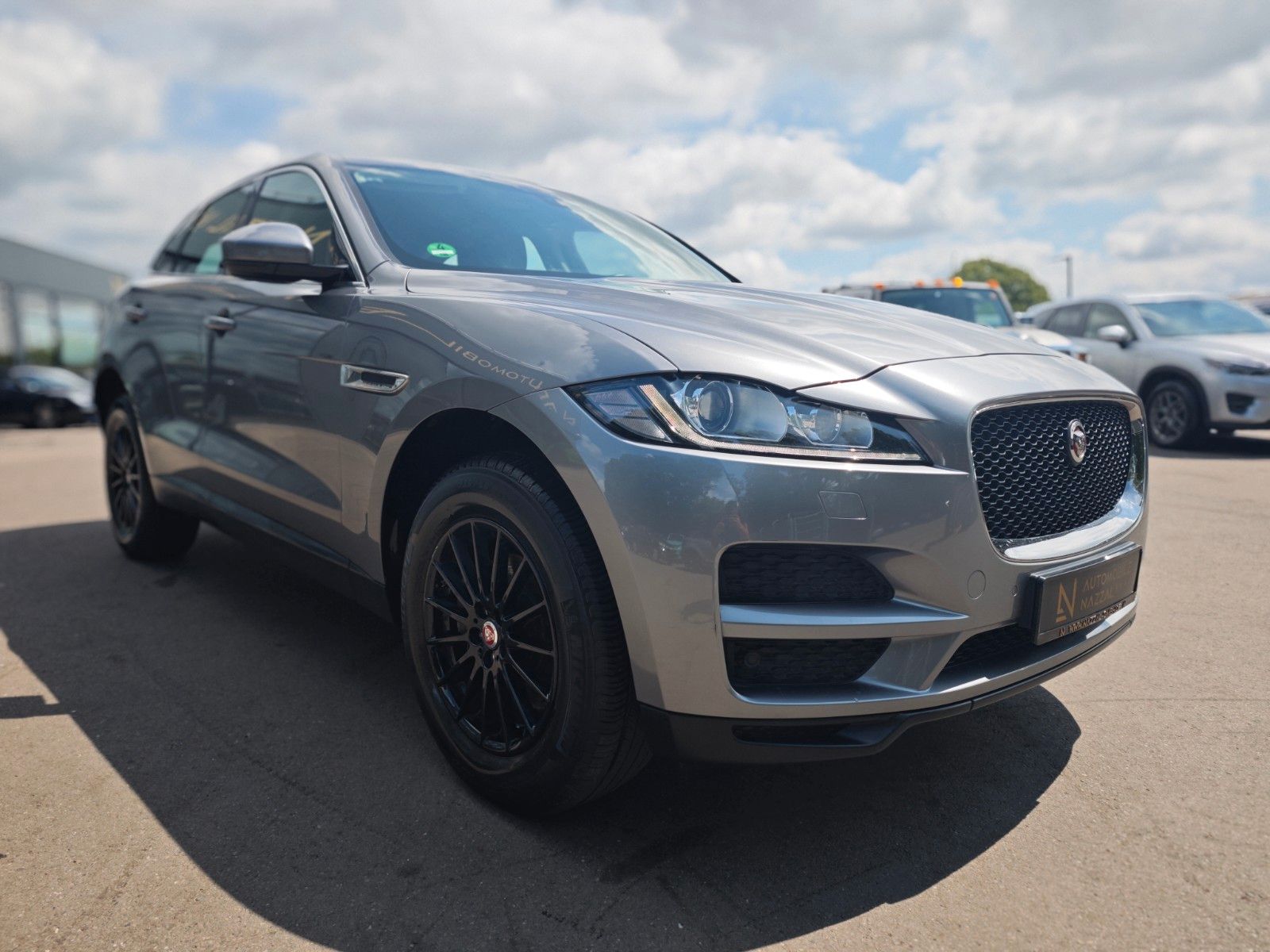 Fahrzeugabbildung Jaguar F-PACE PRESTIGE AWD*VOLL-LED*LEDER*SHZ *KAMERA*