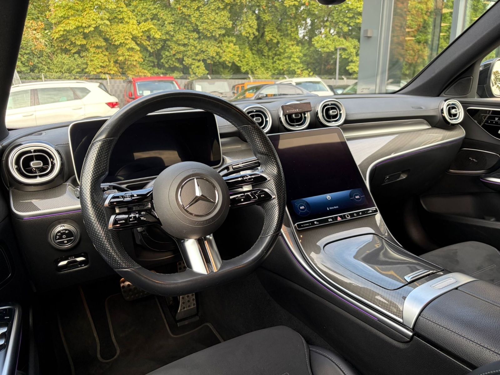 Fahrzeugabbildung Mercedes-Benz C 200 T *AMG-LINE*NIGHT*DIGITAL-LIGHT*19 ZOLL*