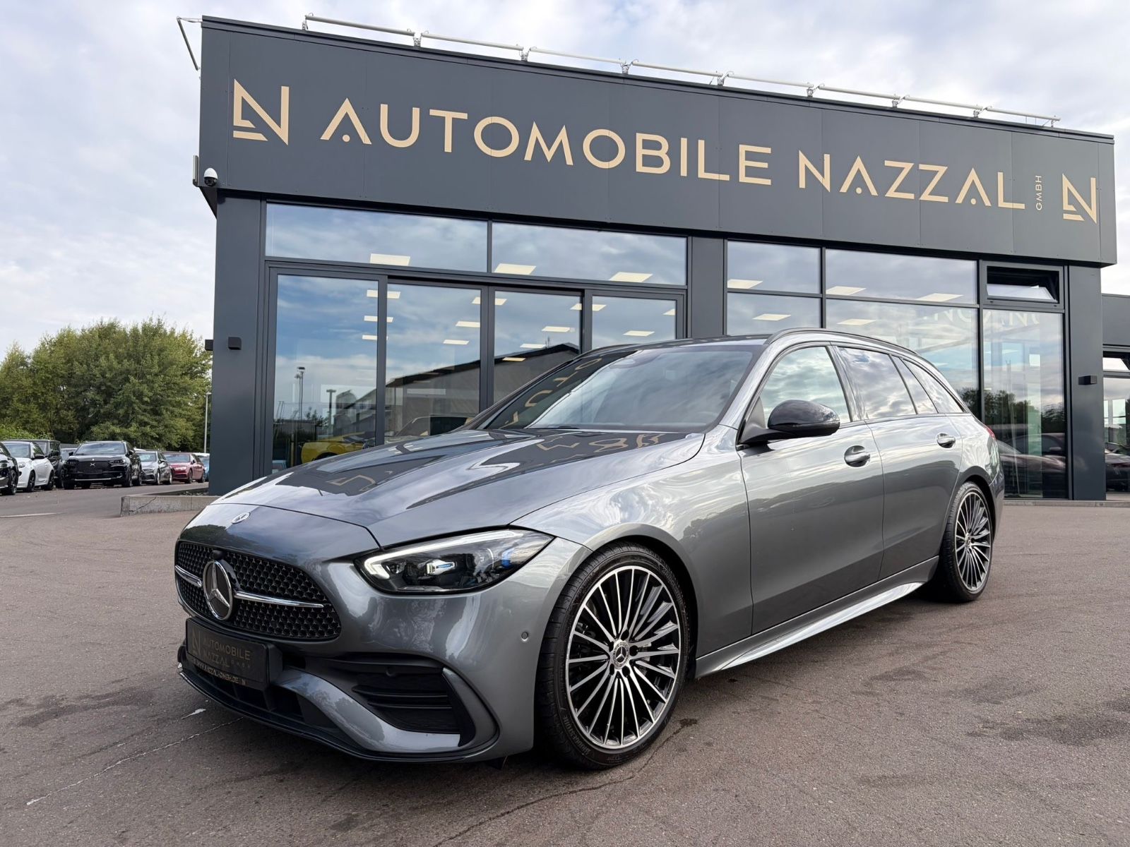 Fahrzeugabbildung Mercedes-Benz C 200 T *AMG-LINE*NIGHT*DIGITAL-LIGHT*19 ZOLL*