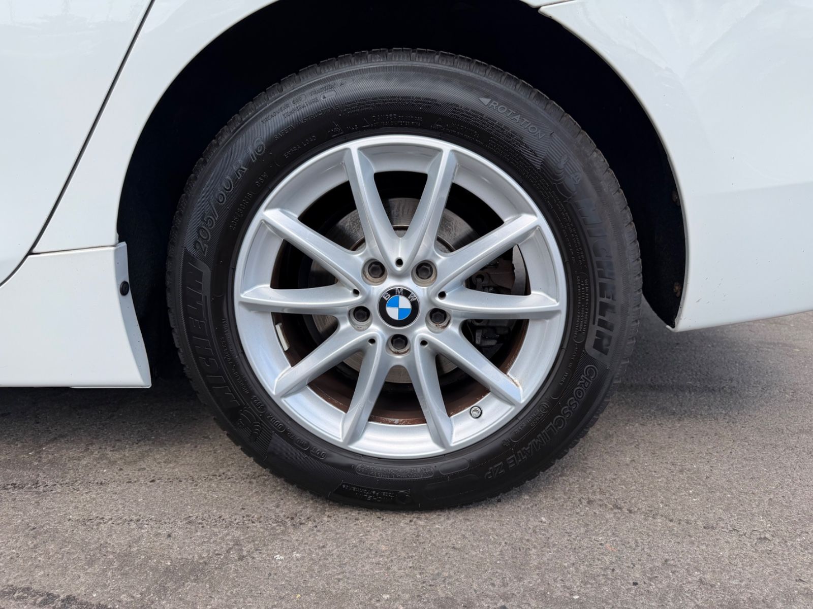 Fahrzeugabbildung BMW 218 GRAN TOURER *AUTOMATIK*NAVI*PANO*SHZ*KAMERA*
