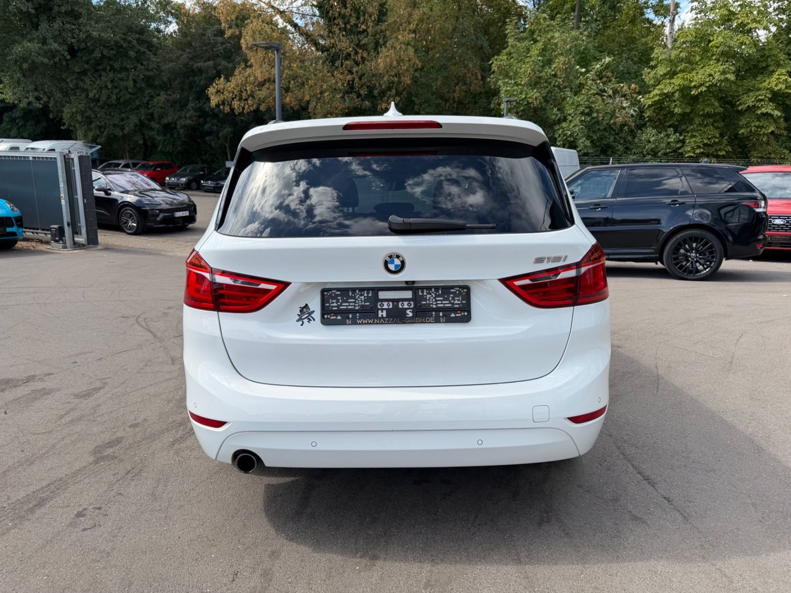 Fahrzeugabbildung BMW 218 GRAN TOURER *AUTOMATIK*NAVI*PANO*SHZ*KAMERA*