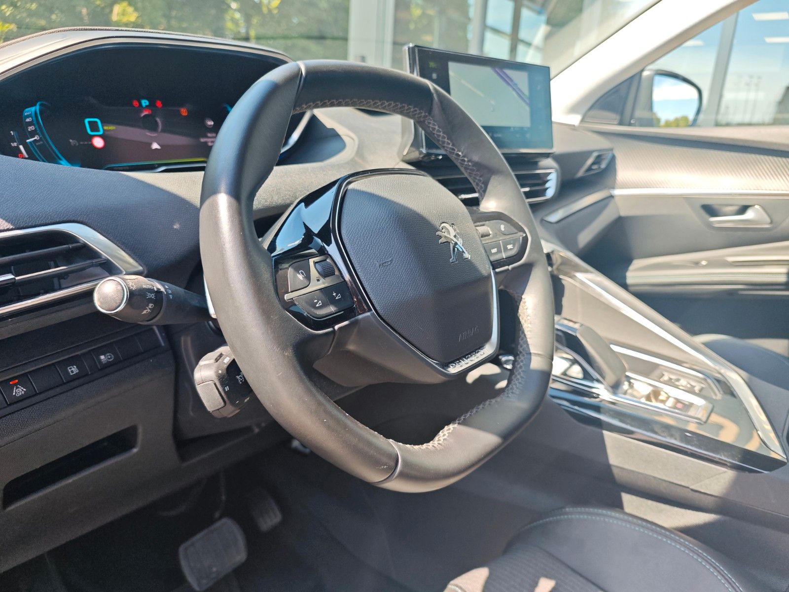 Fahrzeugabbildung Peugeot 3008 Hybrid 225 Allure*LED*PACK ASSIST*KAMERA*