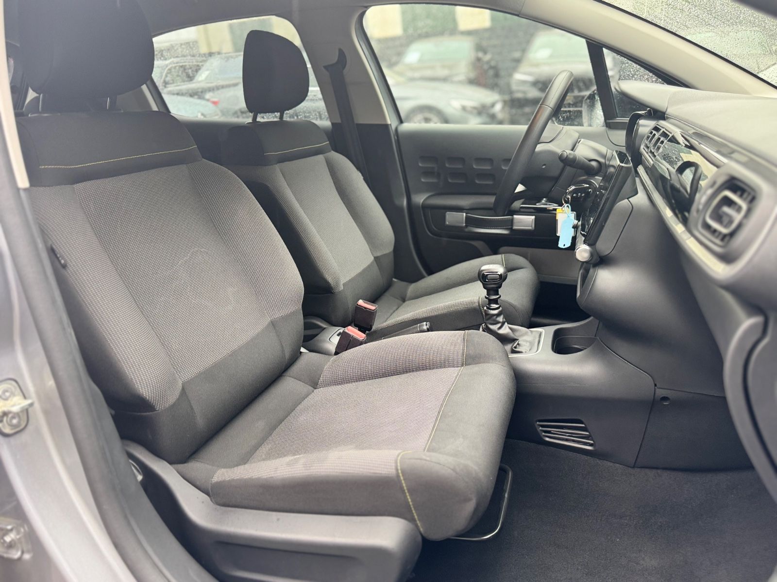 Fahrzeugabbildung Citroën C3 PLUS*STYLE PAKET*KLIMAAUTOMATIK*LED