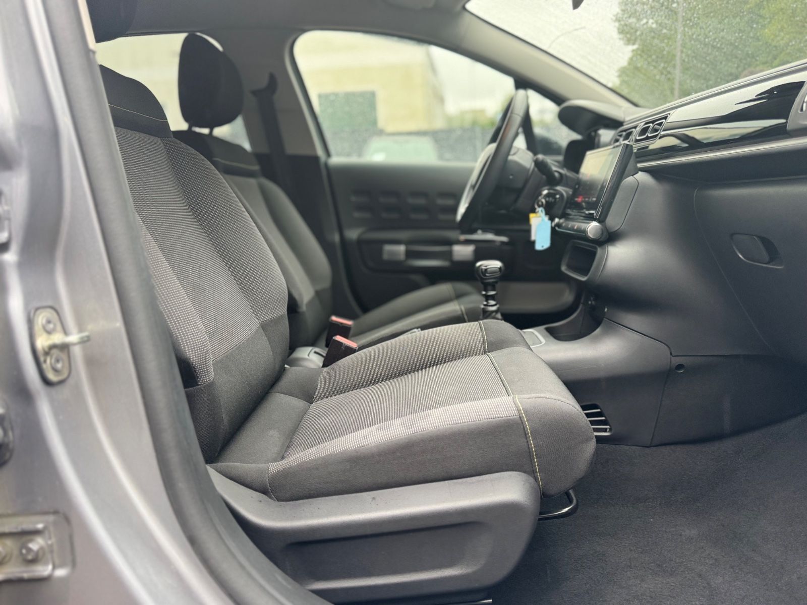 Fahrzeugabbildung Citroën C3 PLUS*STYLE PAKET*KLIMAAUTOMATIK*LED