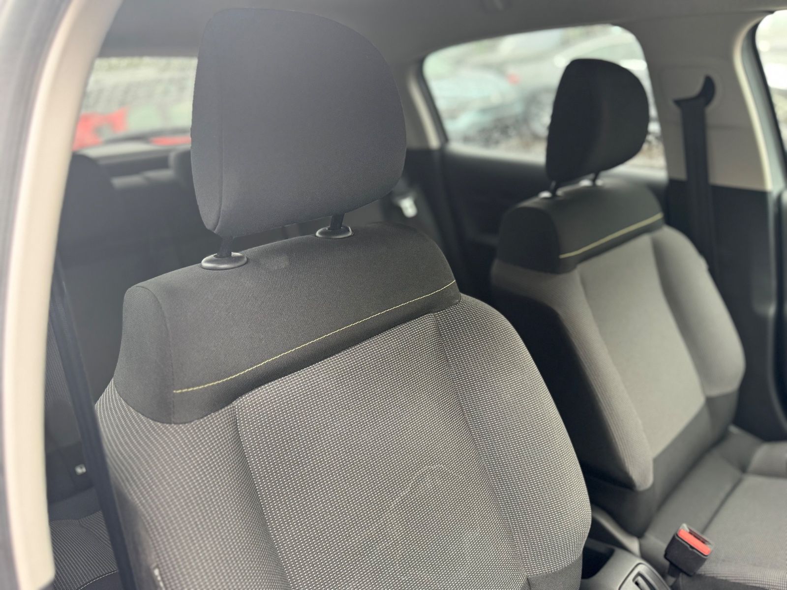 Fahrzeugabbildung Citroën C3 PLUS*STYLE PAKET*KLIMAAUTOMATIK*LED