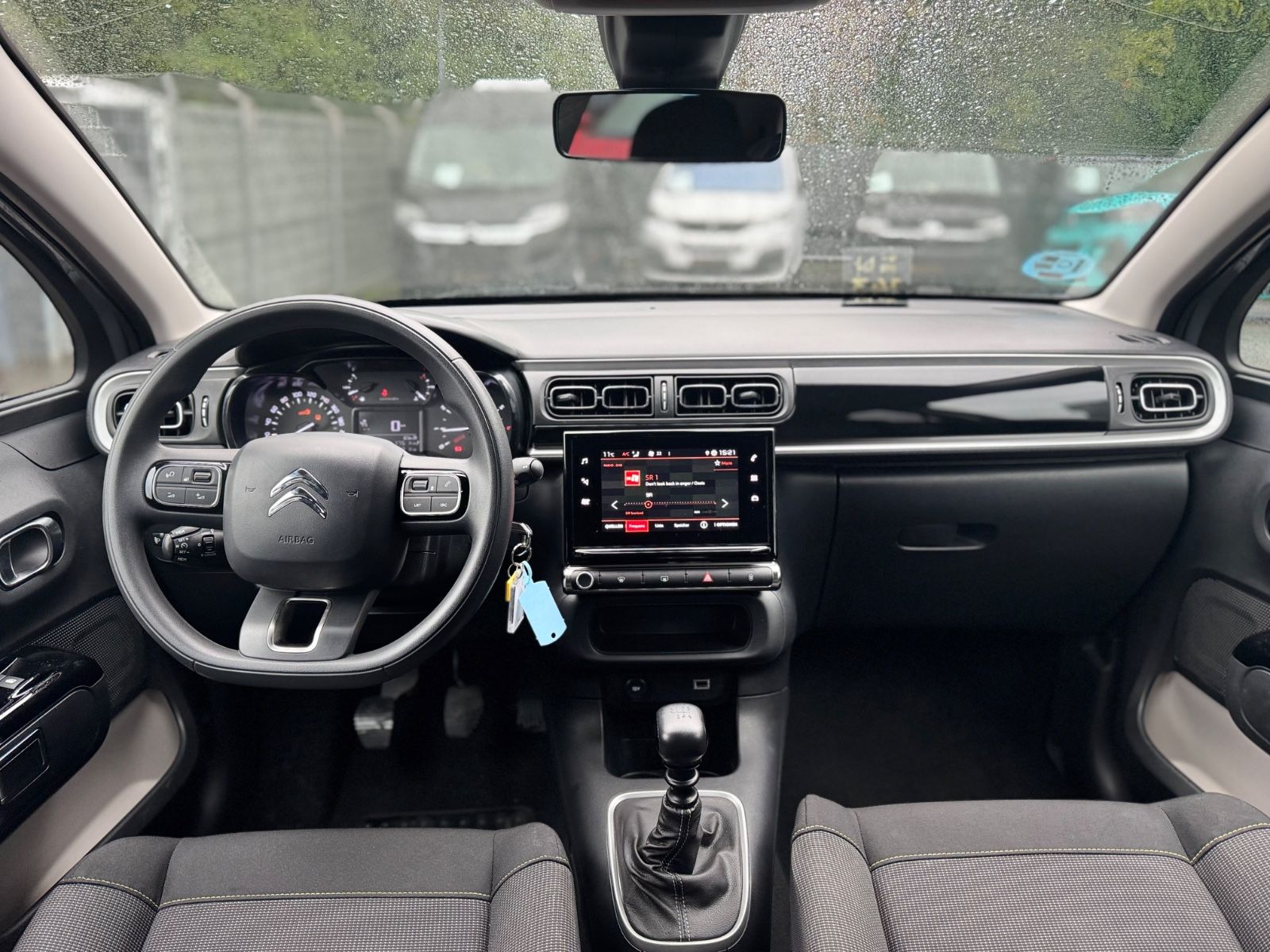 Fahrzeugabbildung Citroën C3 PLUS*STYLE PAKET*KLIMAAUTOMATIK*LED