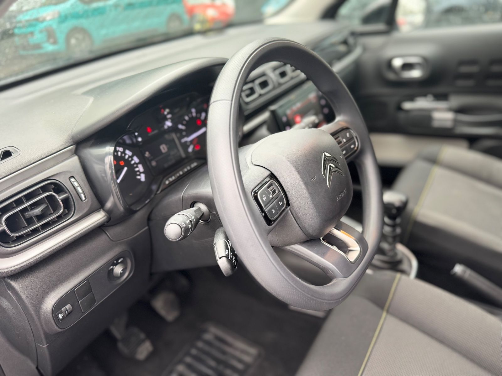 Fahrzeugabbildung Citroën C3 PLUS*STYLE PAKET*KLIMAAUTOMATIK*LED