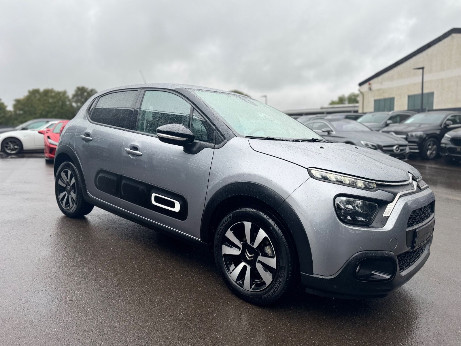 Fahrzeugabbildung Citroën C3 PLUS*STYLE PAKET*KLIMAAUTOMATIK*LED