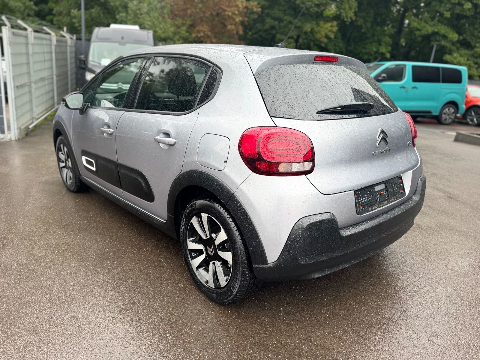 Fahrzeugabbildung Citroën C3 PLUS*STYLE PAKET*KLIMAAUTOMATIK*LED