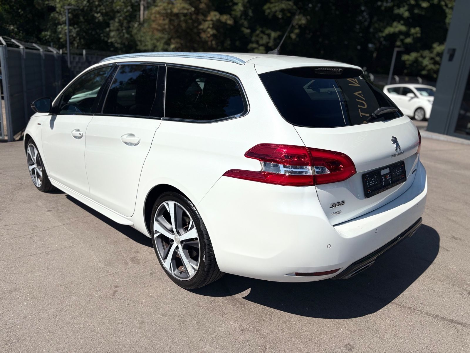 Fahrzeugabbildung Peugeot 308 SW ALURE GT-LINE*DENON*RÜCKFAHRKAMERA*
