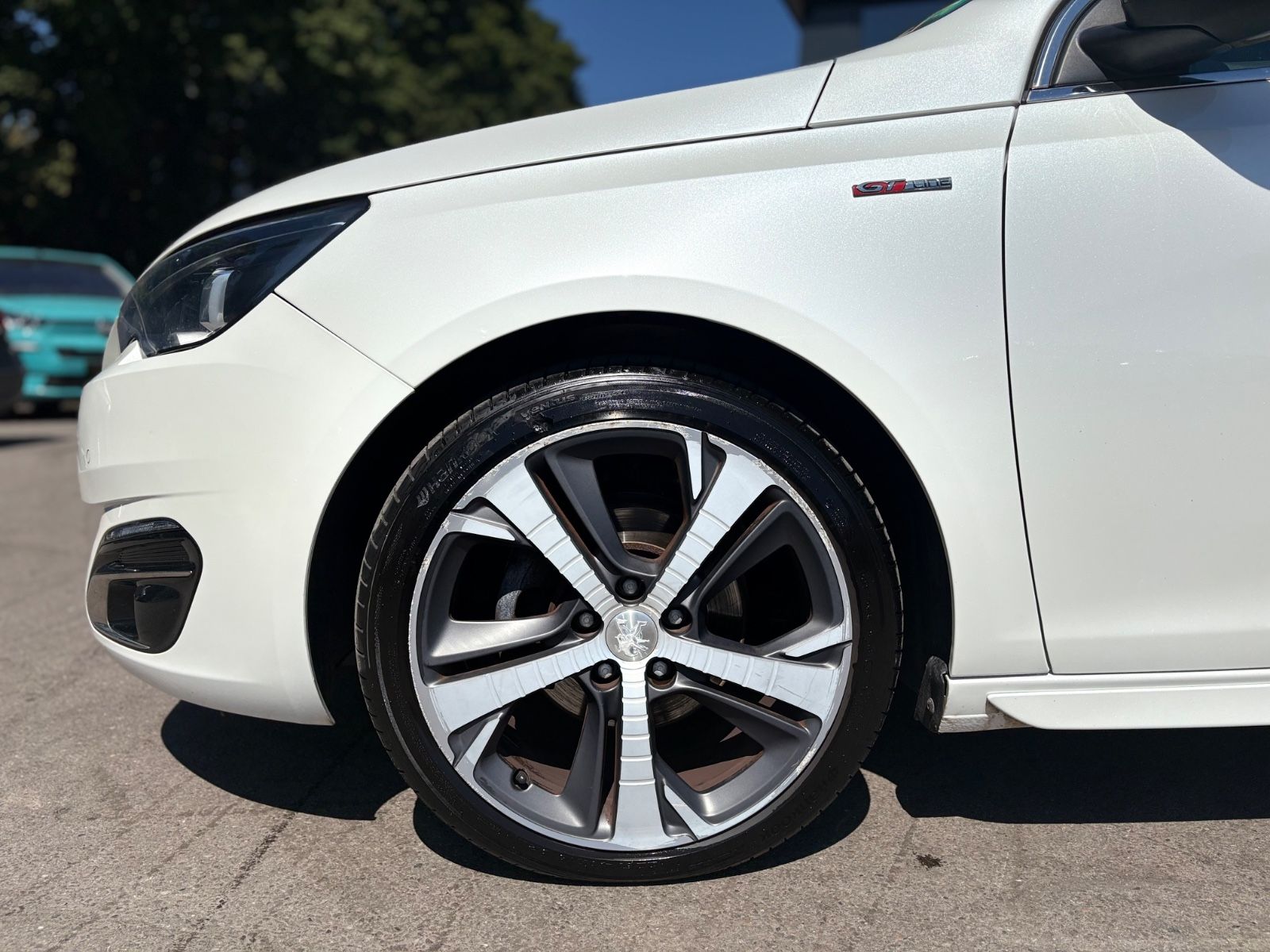 Fahrzeugabbildung Peugeot 308 SW ALURE GT-LINE*DENON*RÜCKFAHRKAMERA*