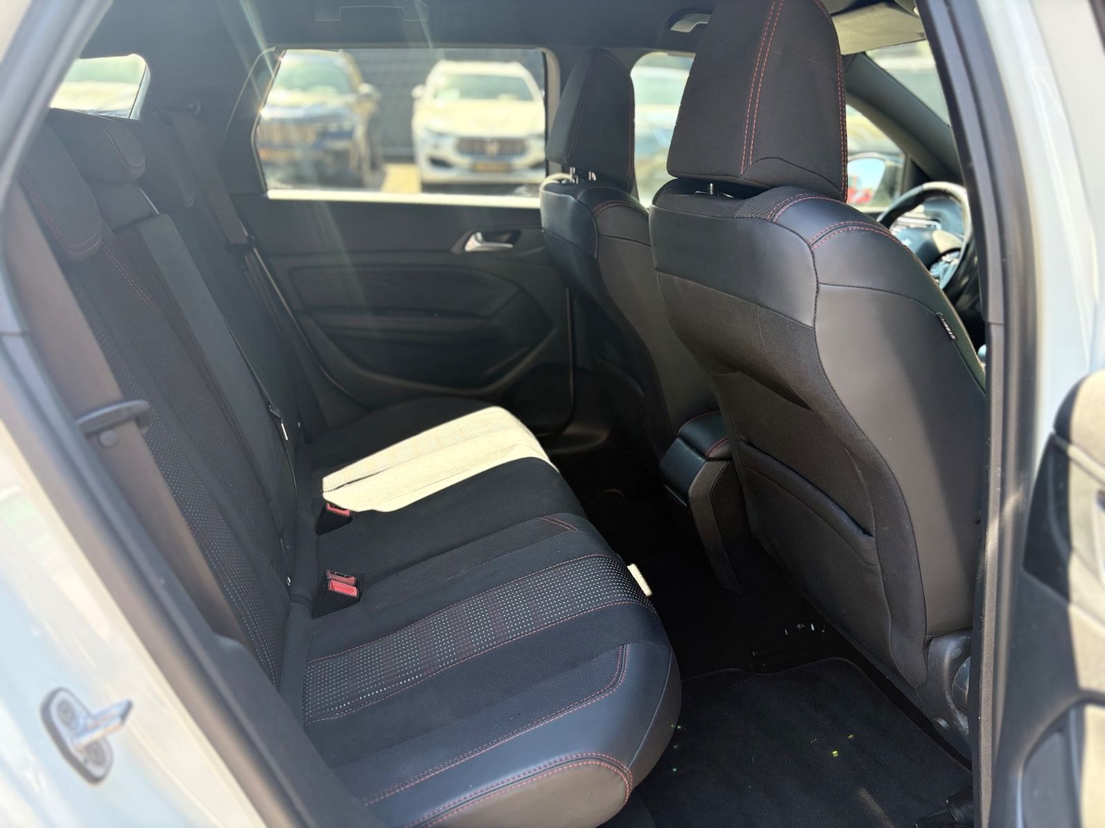 Fahrzeugabbildung Peugeot 308 SW ALURE GT-LINE*DENON*RÜCKFAHRKAMERA*